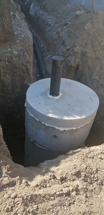 Услуги със багер 3т, самосвал и платформа