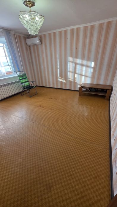 Продается 2-комн (6-85, 7 этаж)