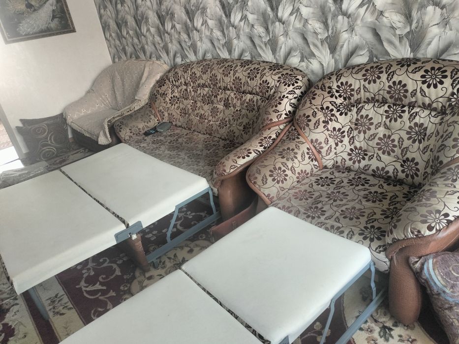 Уголок диван сост хороший