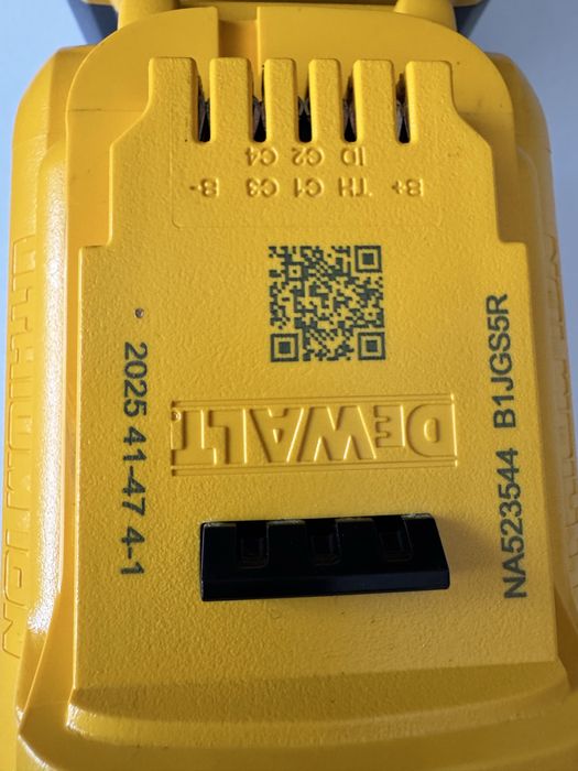 Acumulator DeWALT XR 18V 8Ah (DCB1880)