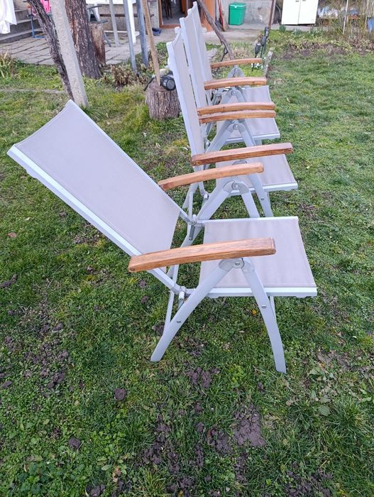 Сгъваеми алуминиеви столове