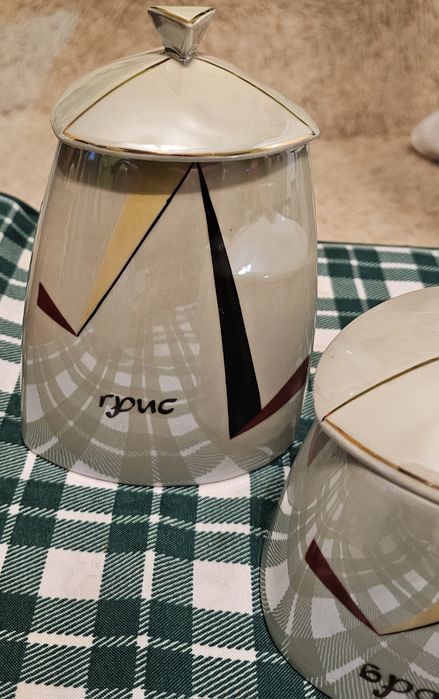 Порцеланов сервиз за подправки, порц. сосиера