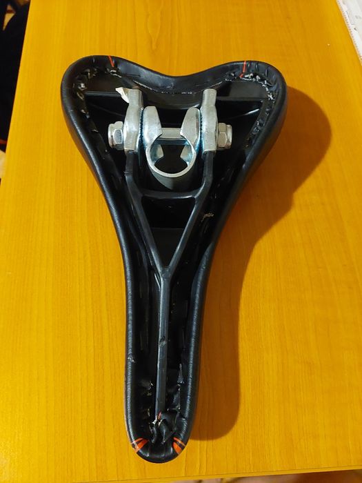 Седалка за шосеен велосипед