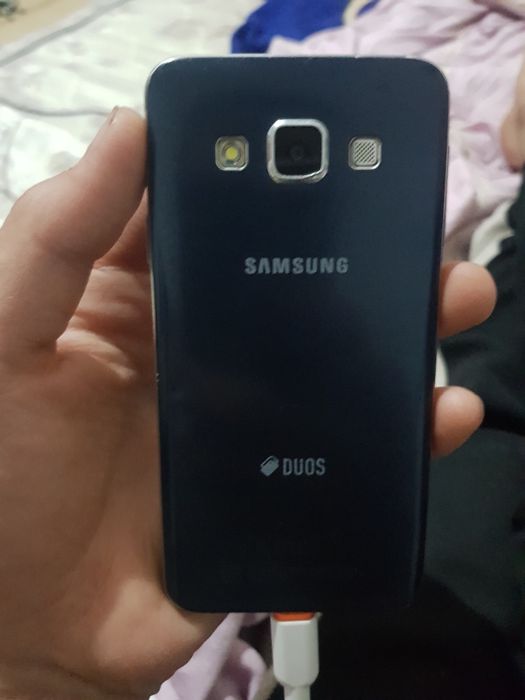Arzonga telefon 100 ming