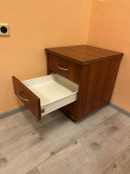 Офис мебели по поръчка – масивни и здрави