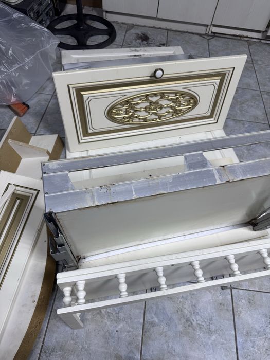 Кухонный гарнитур разобранный