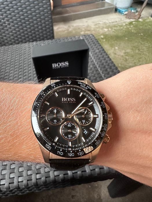 Vand urgent ceas Boss Rose Gold