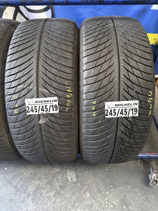 245/45/19 Michelin M+S