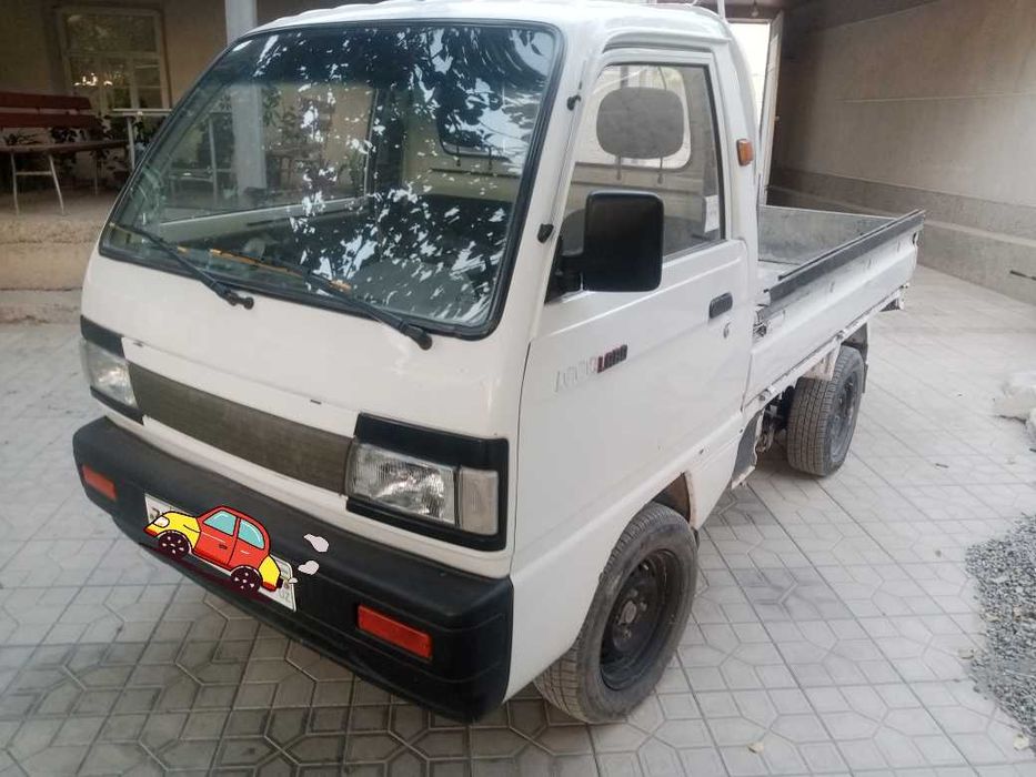 Labo  2018/2019 sotiladi 1 kurug yurgan,holati yahshi