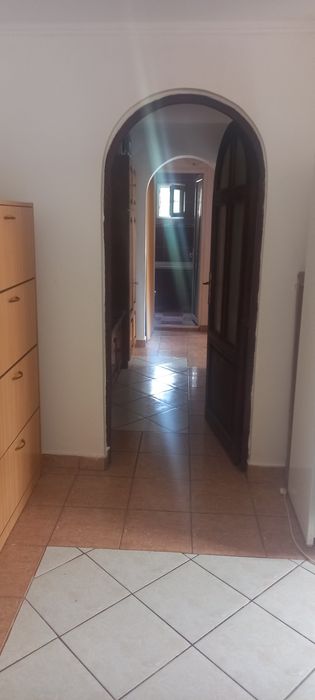 3 camere, Petre Ispirescu