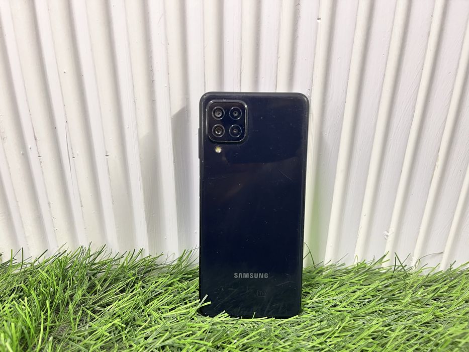 телефон Samsung A22 64 gb