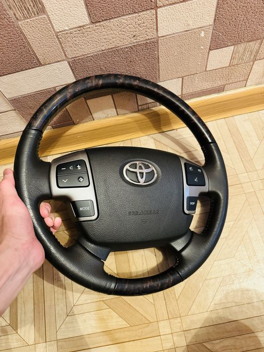 Руль оригинал с ТLC 200 крузак