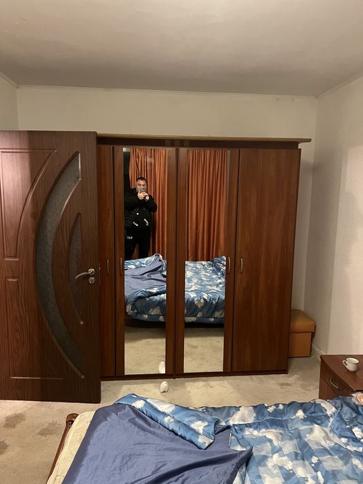 INCHIRIEZ APARTAMENT Calea Bucuresti (In spate la Institut)