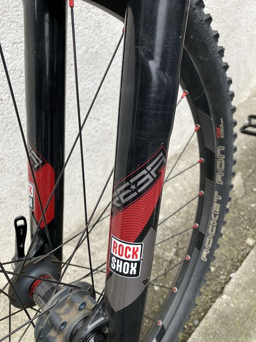 Bicicleta carbon scott scale (2500 lei pret fix)