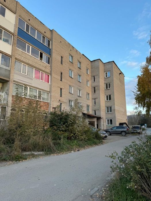 Срочно продам улучшенную квартиру.