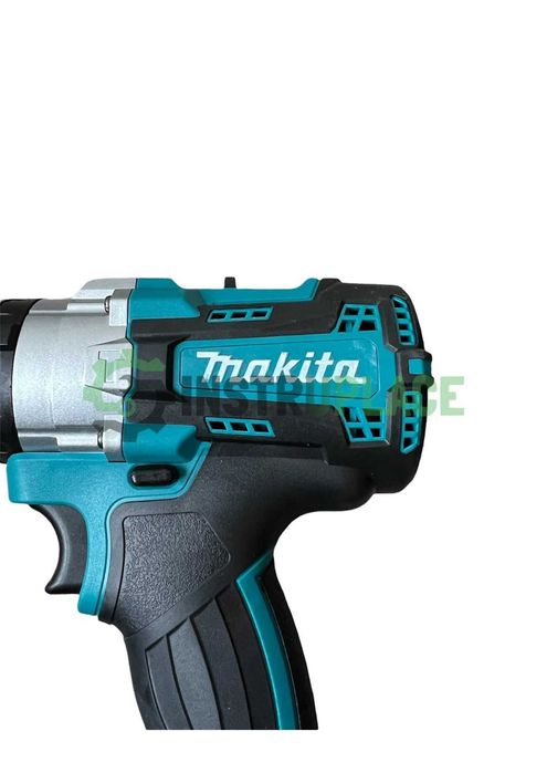 Акумулаторен ударен винтоверт Makita Железен патронник 40V 5Ah МАКИТА