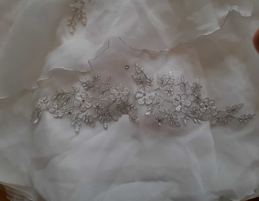 Vand rochie de mireasa