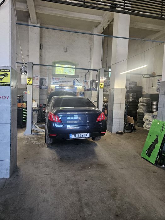 ÎNCARCARE FREON R134A si r1234yf