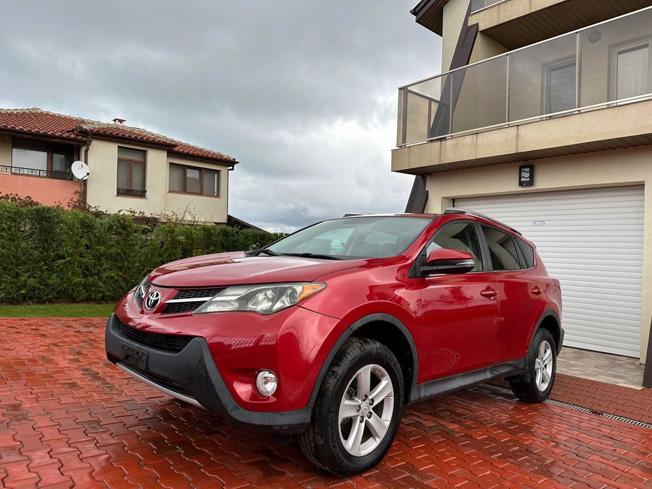 TOYOTA RAV4             .