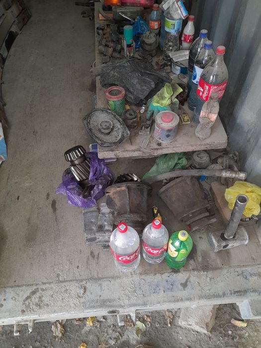 Зил запчастлар сотилади