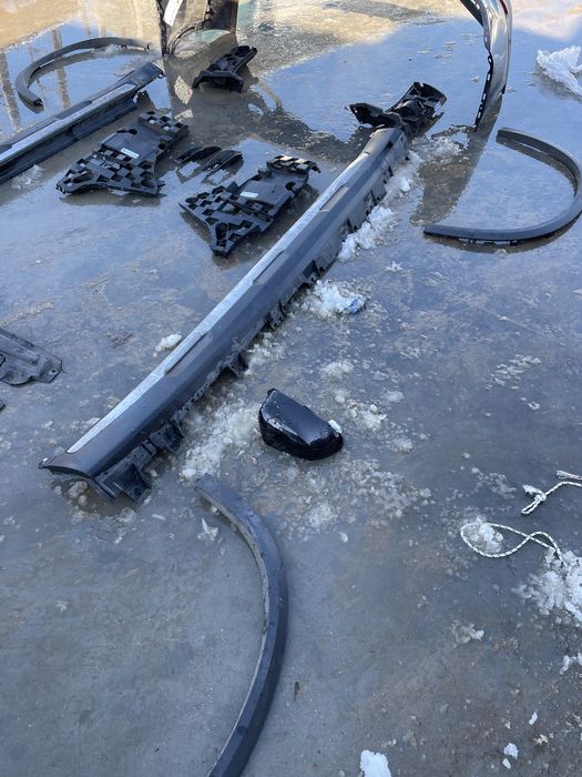 Bara fata bara spate praguri grila volan si airbag bmw x5  g05