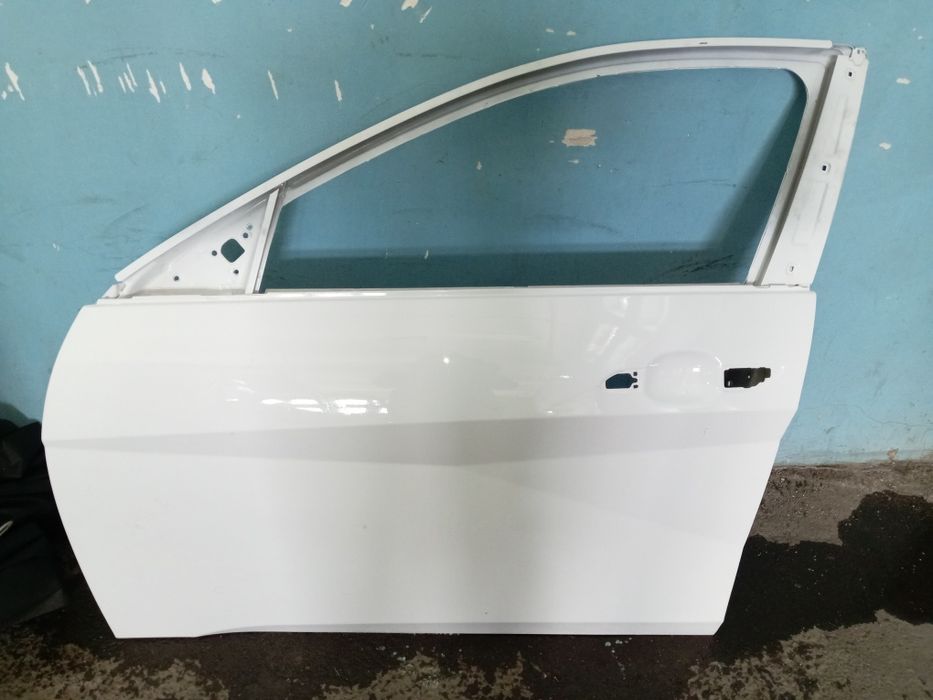 Дверь левая передняя