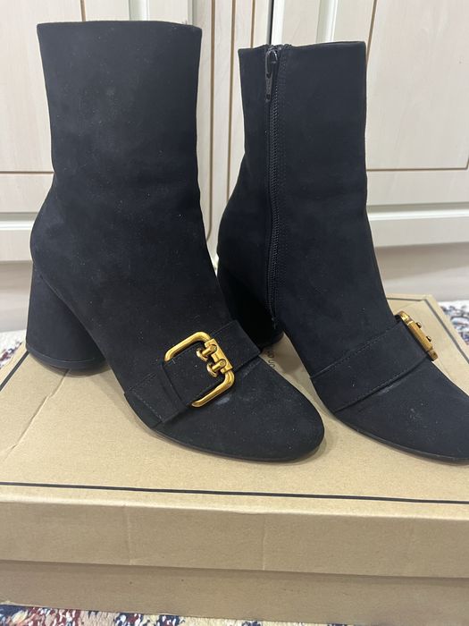 Asos brendidan yengi