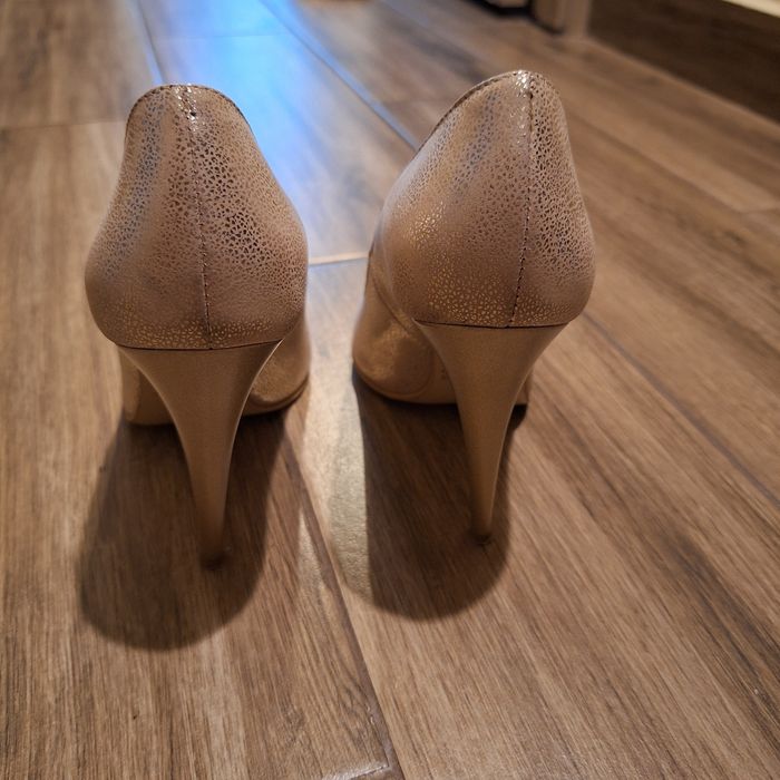 Pantofi dama eleganti