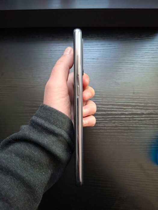 Telefon Samsung A52 5G, 128 GB, 6 GB RAM, în stare foarte bună