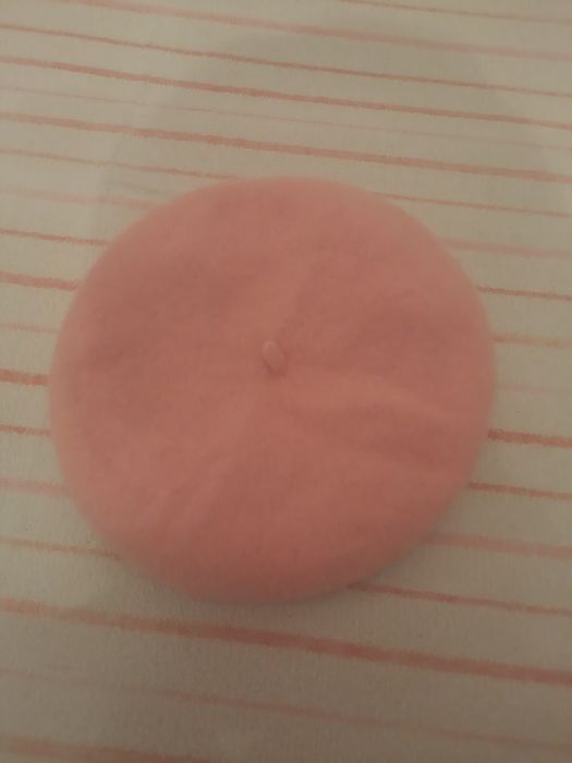 Берет, платок, хомут.