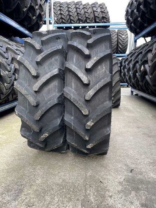 Anvelope noi radiale 340/85R24 marca CEAT pentru tractor CASE