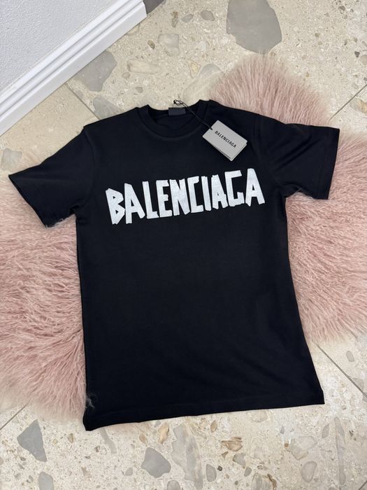 tricou balenciaga nou cu eticheta