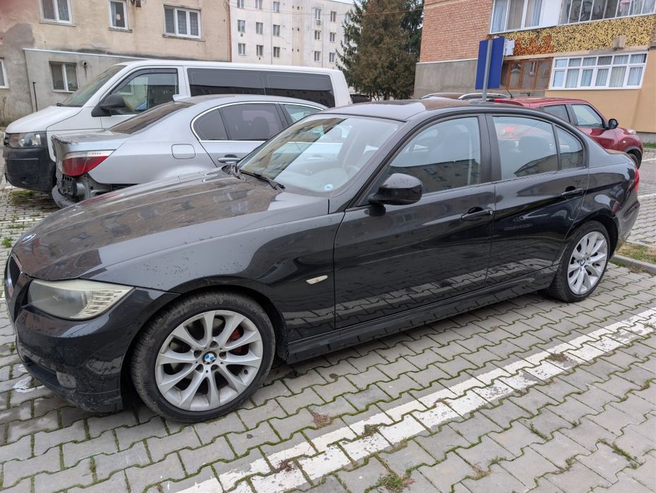 Vând BMW E90 FL An 2010 Euro 5