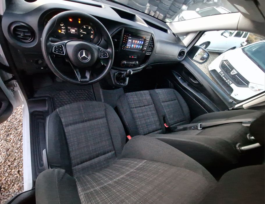 Mercedes Vito 2.2 TDI 2015 lung AC 3locuri