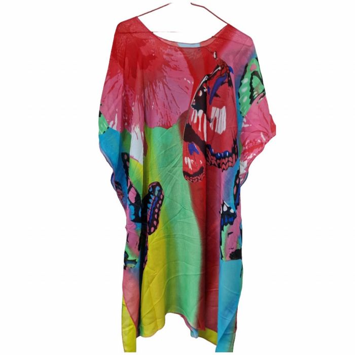 Плажна туника 90x90 – Перфектният избор за стил и комфорт през лятото