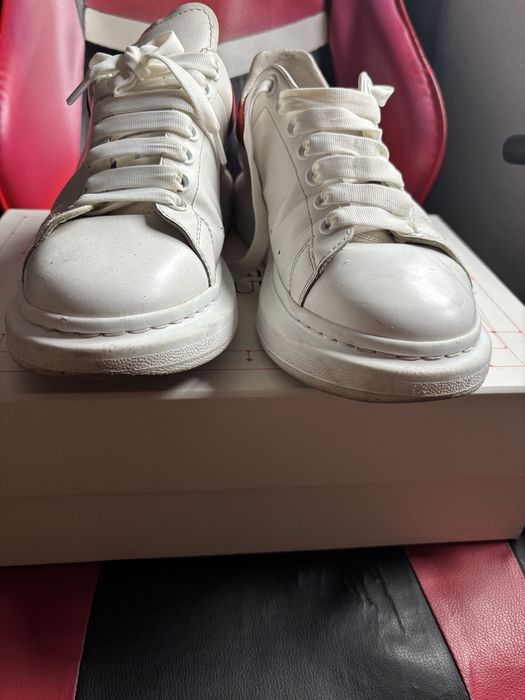 alexander mcqueen alb cu rosu