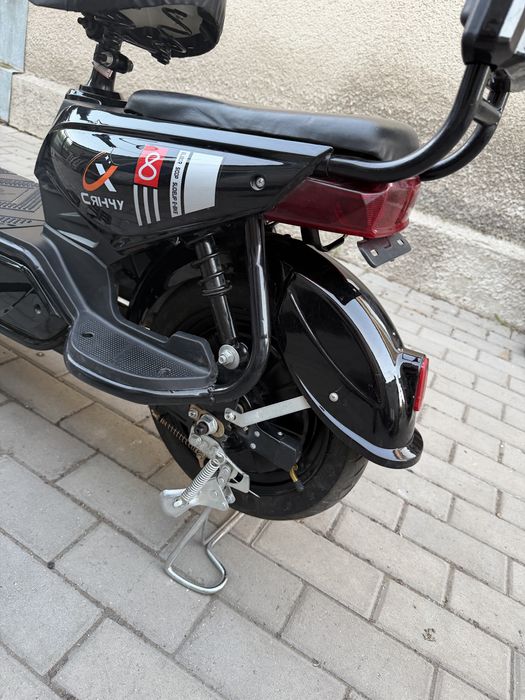 Продам электосамокат