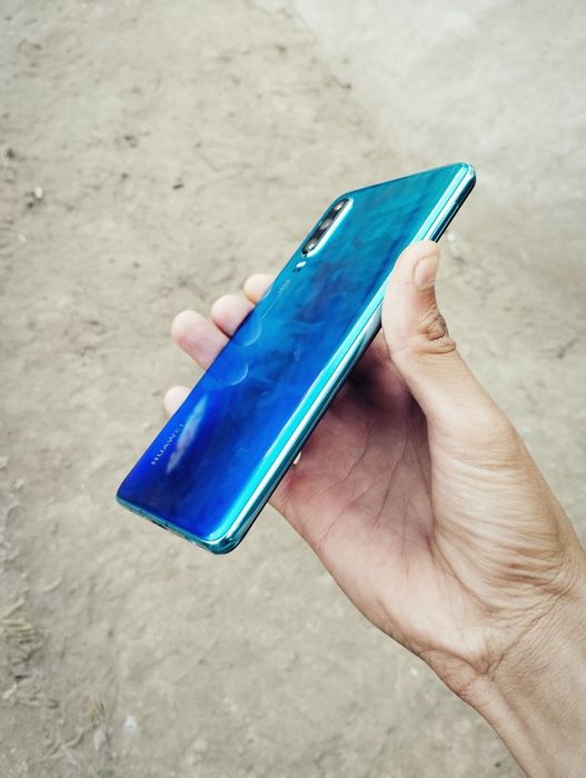 Продам Huawei p30 128Gb