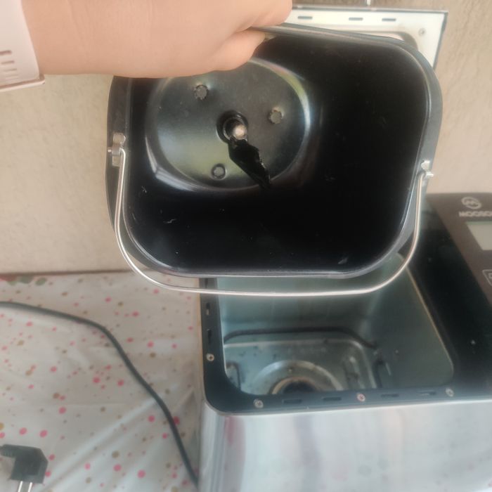 Aparat de făcut pâine de casă