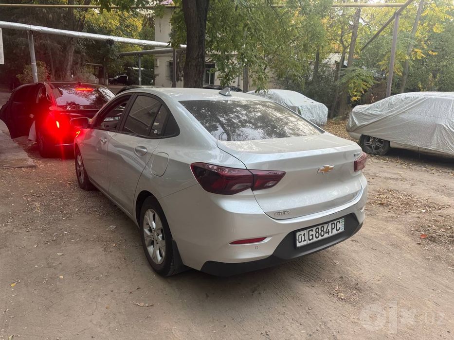 Onix 2025 пробег 11.000km срочно продается