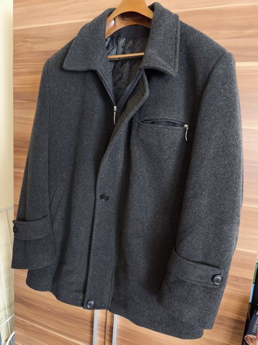 Palton cu lână, m. 54 + sacou catifea
XXL·Foarte bună