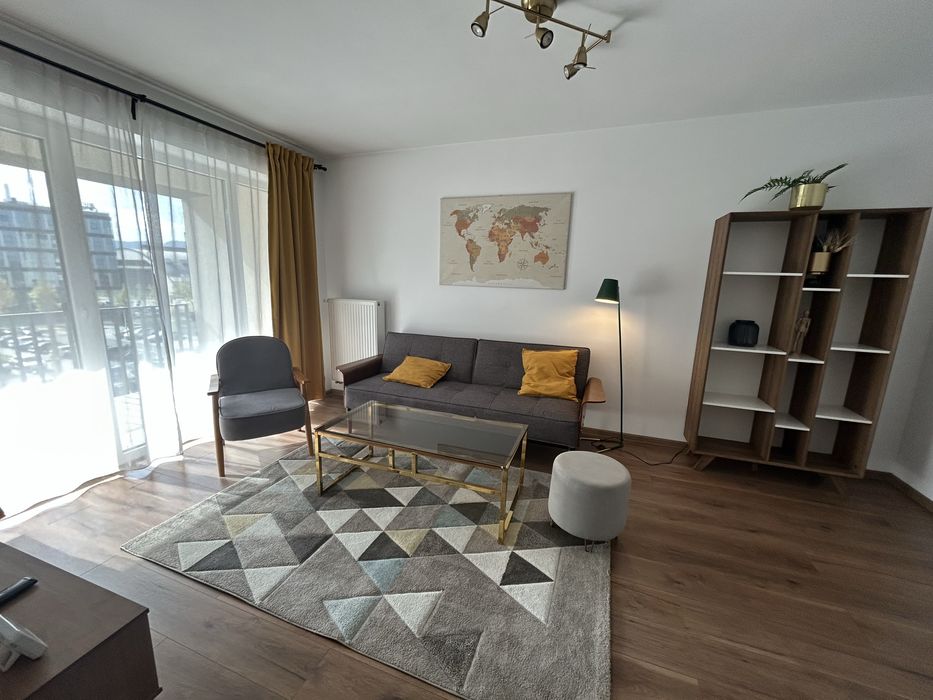 Apartament 2 camere Coresi pietonala