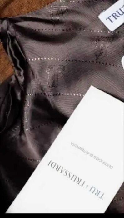 Чисто ново сако Trussardi, S/M.