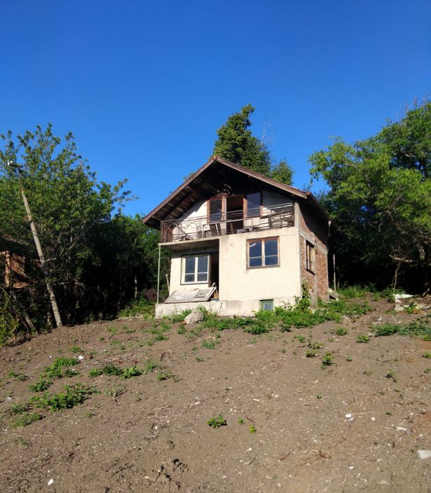 Продава къща в гр.Дупница