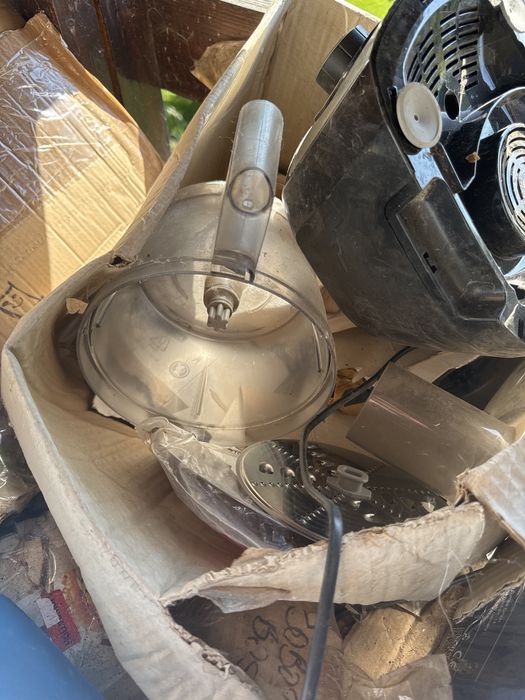 Robot bucatarie Bosch Multitalent 3 pentru piese  sau vand tot