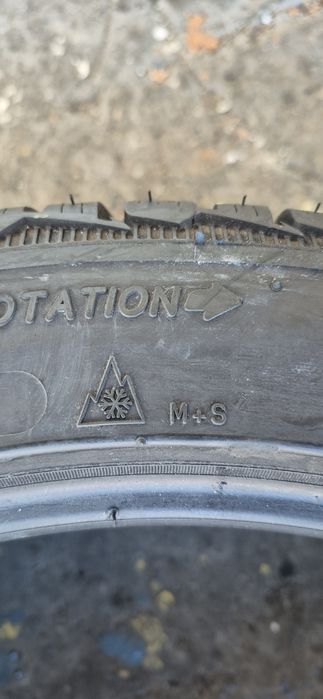 4 anvelope iarna Michelin,fata 255/40/20,spate 295/35/20.Pret/bucata.