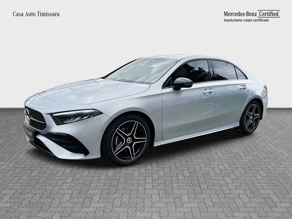 Mercedes-Benz A 7G-DCT / Thermotronic / Keyless / Linie AMG / Pachet Night