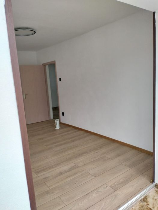 Vând apartament abrud