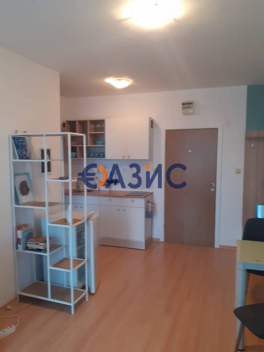 Продава се Двустаен апартамент в к.к. Слънчев бряг - 55 кв.м за 505 €/кв.м - Снимка #7