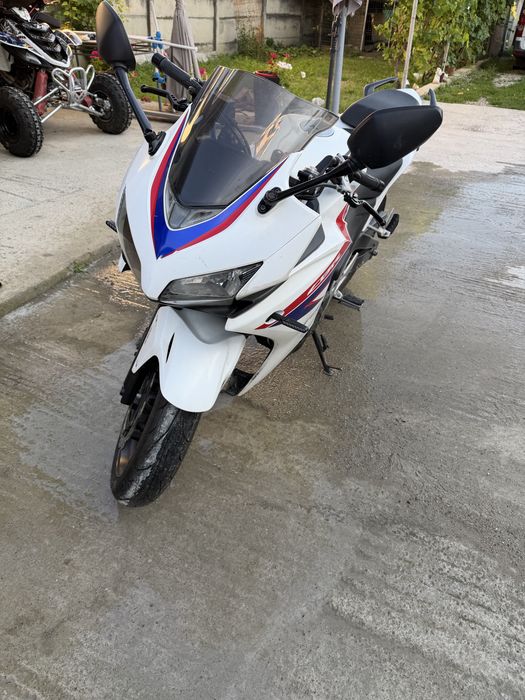 Honda CBR500R 2013 avariata